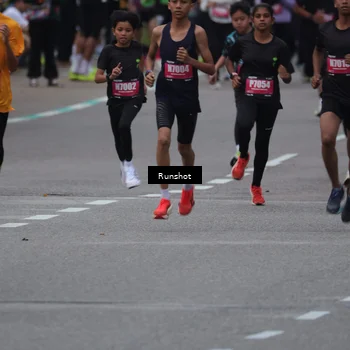 Runner Photo 5592915