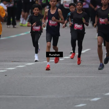Runner Photo 5592916