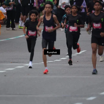 Runner Photo 5592917