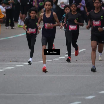 Runner Photo 5592919