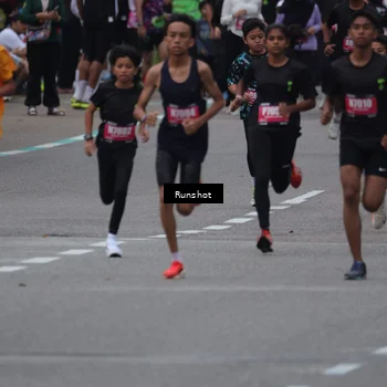 Runner Photo 5592922