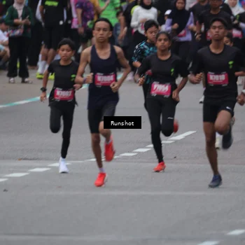 Runner Photo 5592924