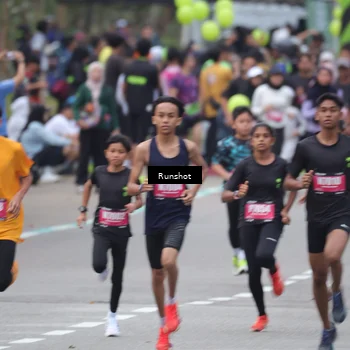 Runner Photo 5592941