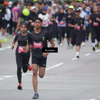 Runner Photo 5592975