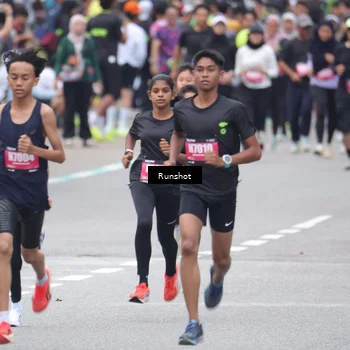 Runner Photo 5592995