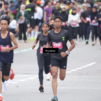 Runner Photo 5592997