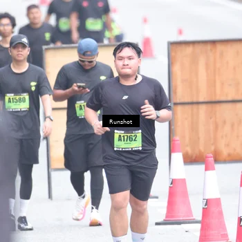 Runner Photo 5592998