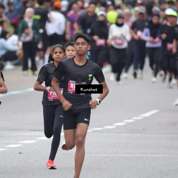 Runner Photo 5593005
