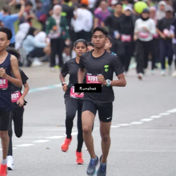 Runner Photo 5593014