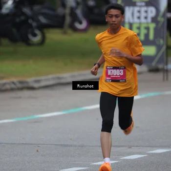 Runner Photo 5593042