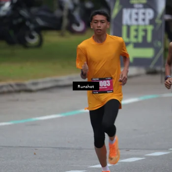 Runner Photo 5593045