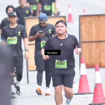 Runner Photo 5593049