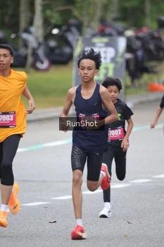 Runner Photo 5593057