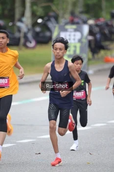 Runner Photo 5593058