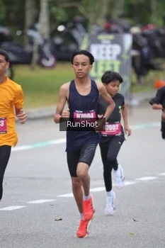 Runner Photo 5593062
