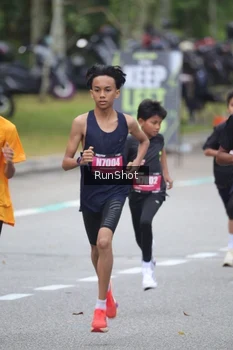 Runner Photo 5593064