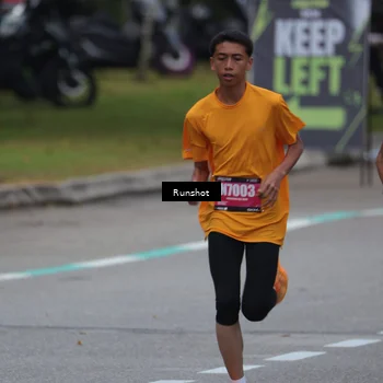 Runner Photo 5593070