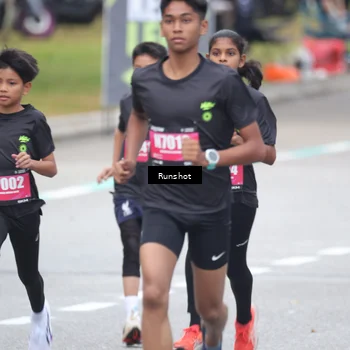 Runner Photo 5593088