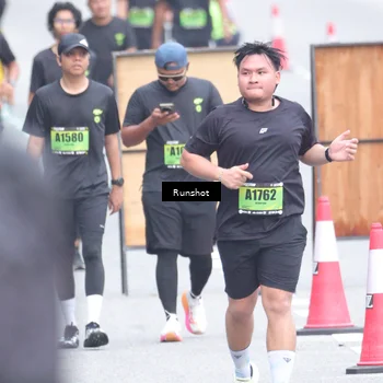 Runner Photo 5593093