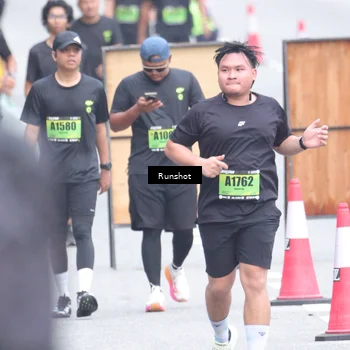 Runner Photo 5593108