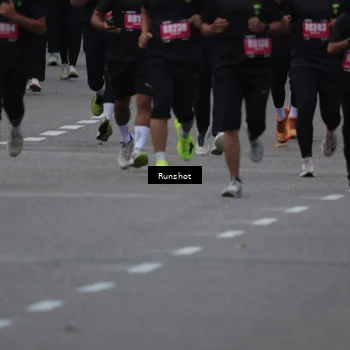 Runner Photo 5593129
