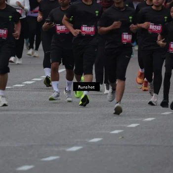 Runner Photo 5593131