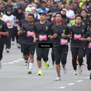 Runner Photo 5593139