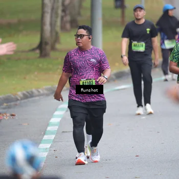 Runner Photo 5593210