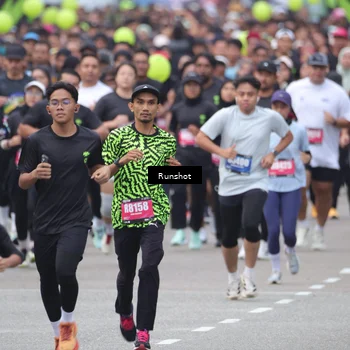 Runner Photo 5593252