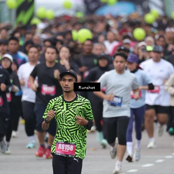 Runner Photo 5593291