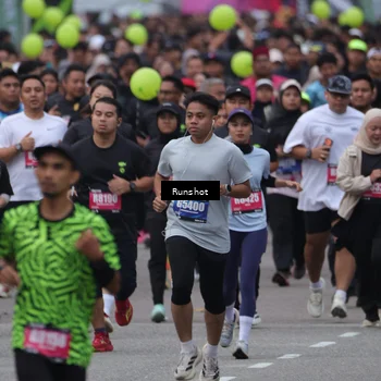 Runner Photo 5593311