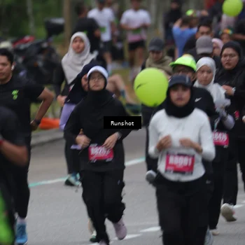 Runner Photo 5593347