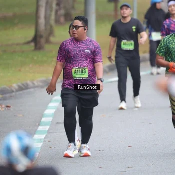 Runner Photo 5593365