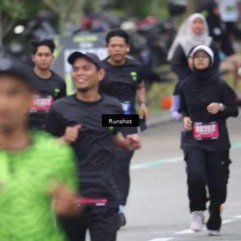 Runner Photo 5593367