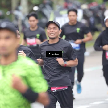 Runner Photo 5593376