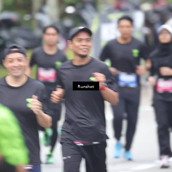 Runner Photo 5593385