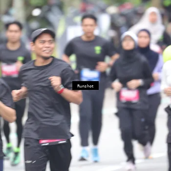 Runner Photo 5593390
