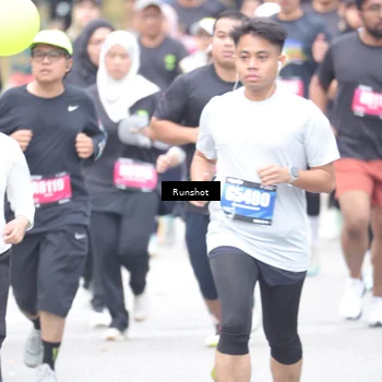 Runner Photo 5593409