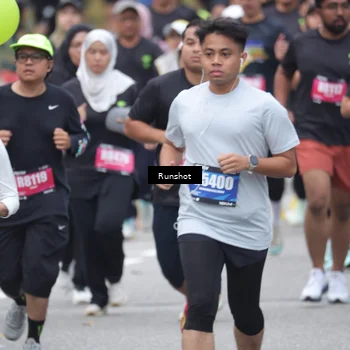 Runner Photo 5593414