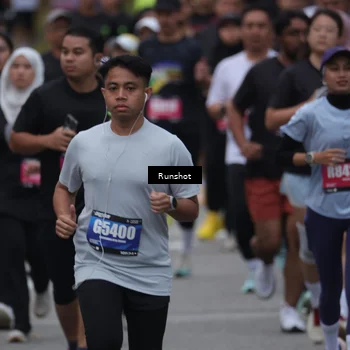 Runner Photo 5593422