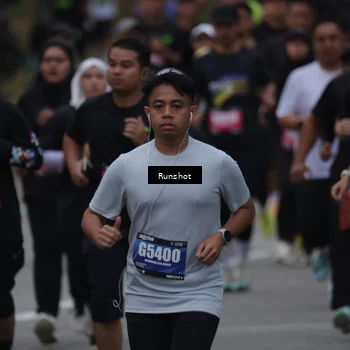 Runner Photo 5593428