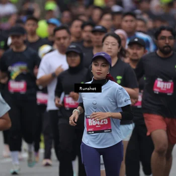 Runner Photo 5593457