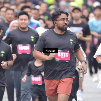 Runner Photo 5593541