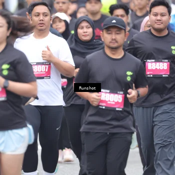 Runner Photo 5593557