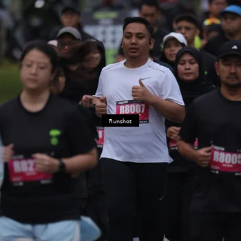 Runner Photo 5593583