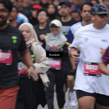 Runner Photo 5593584