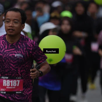 Runner Photo 5593606