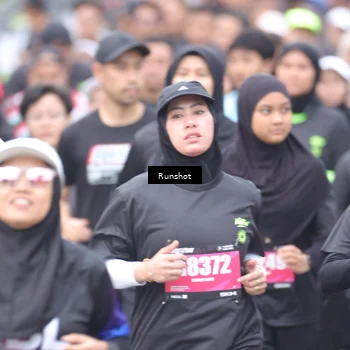 Runner Photo 5593648