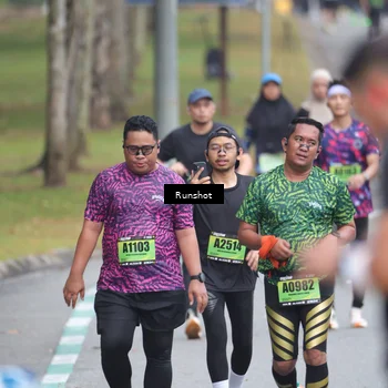 Runner Photo 5593649