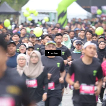 Runner Photo 5593695